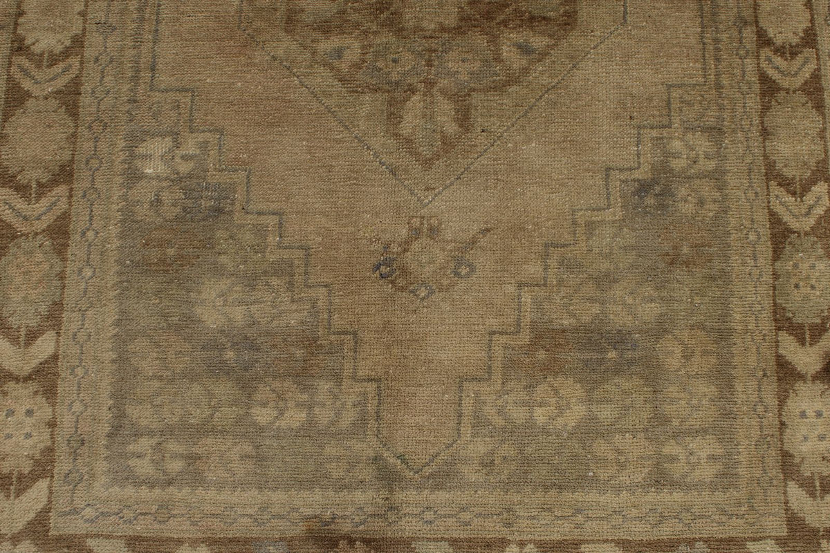 4x8 Ivory and Brown Turkish Tribal Rug