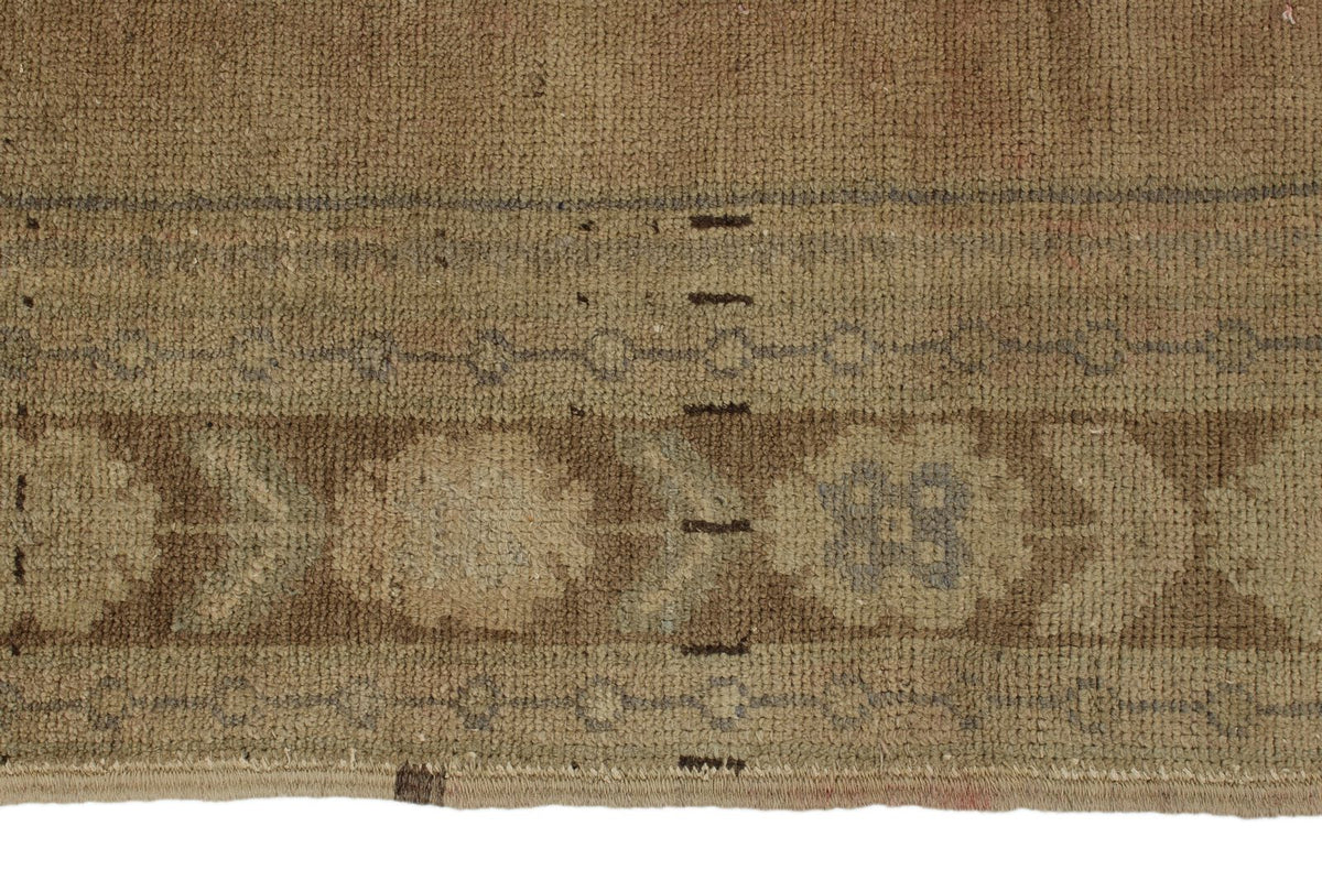 4x8 Ivory and Brown Turkish Tribal Rug