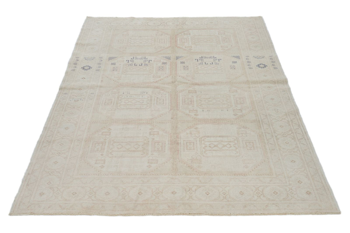 5x7 Ivory and Multicolor Turkish Traditional Rug