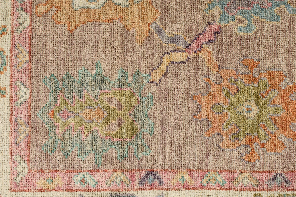 5x7 Gray and Ivory Turkish Oushak Rug