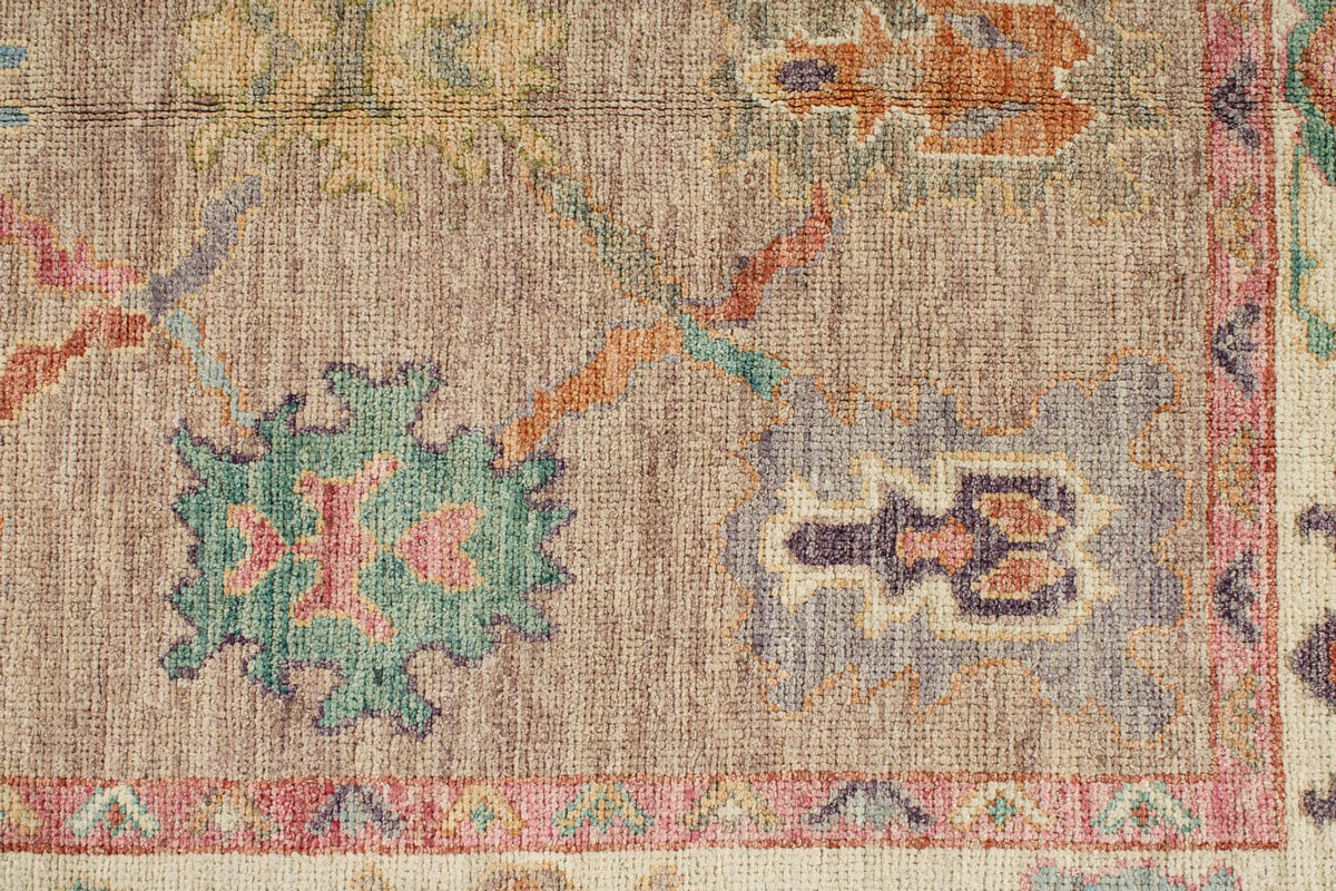 5x7 Gray and Ivory Turkish Oushak Rug