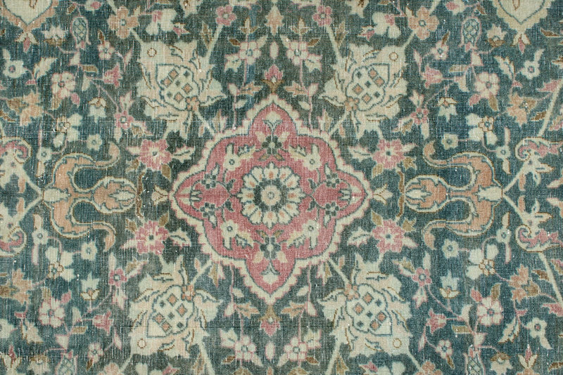 8x11 Gray and Pink Persian Traditional Rug