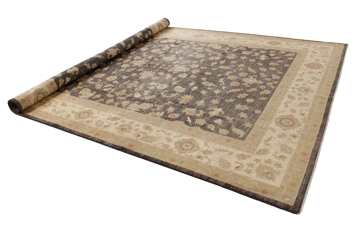 9x12 Gray and Ivory Turkish Oushak Rug