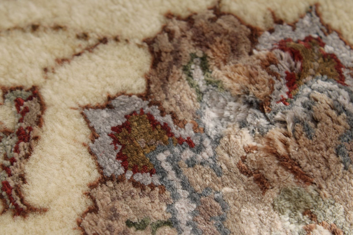 6x8 Red and Ivory Turkish Oushak Rug