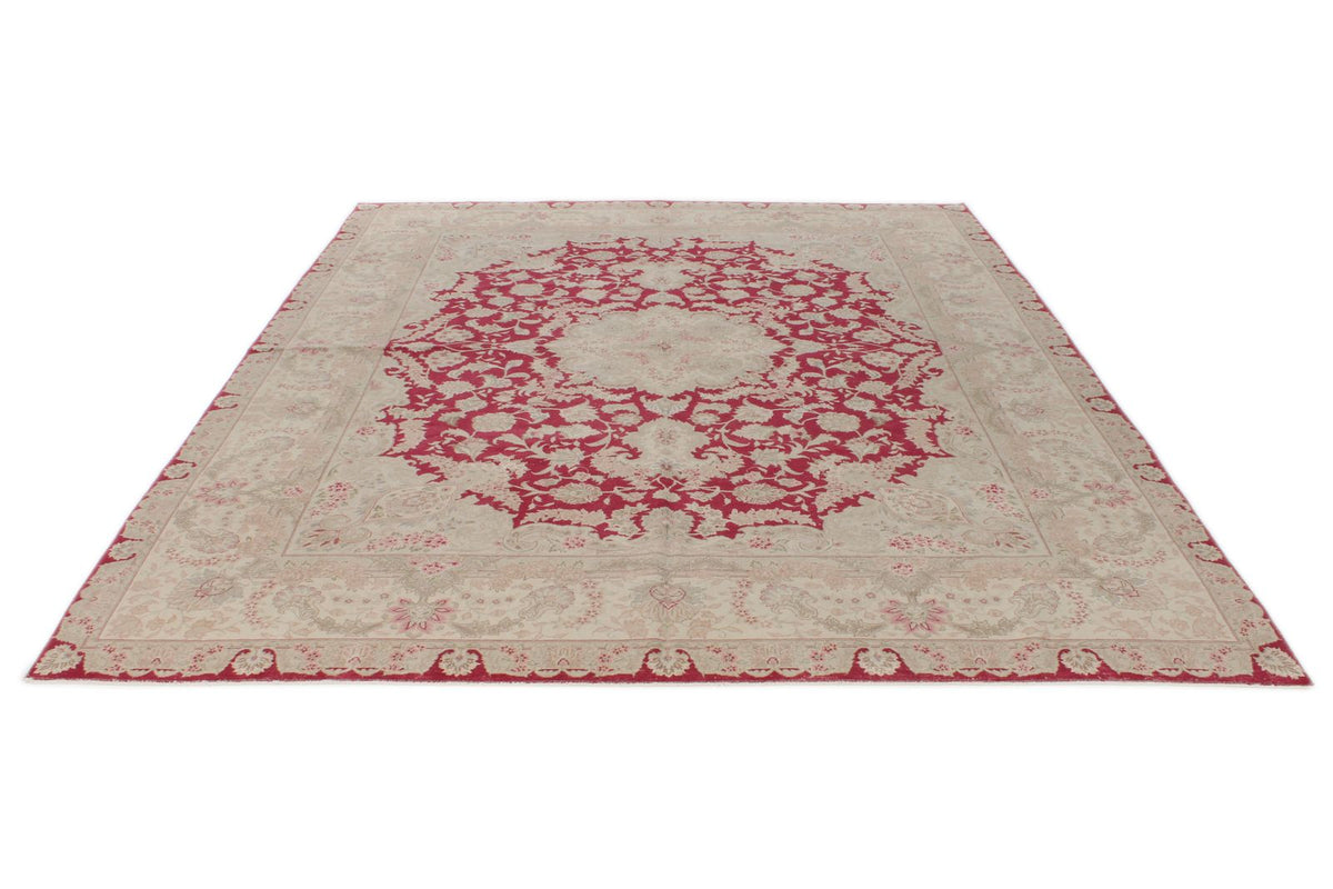 8x10 Burgundy and Ivory Turkish Traditional Rug