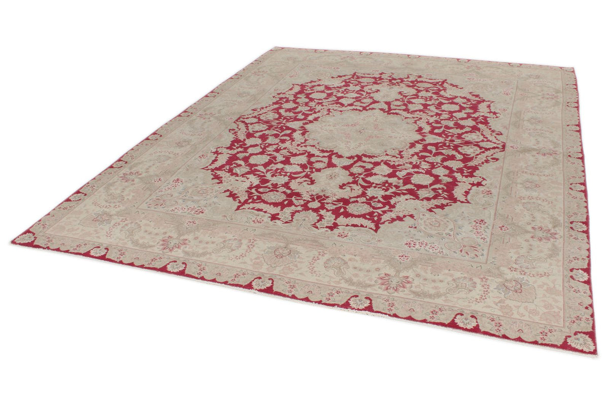 8x10 Burgundy and Ivory Turkish Traditional Rug