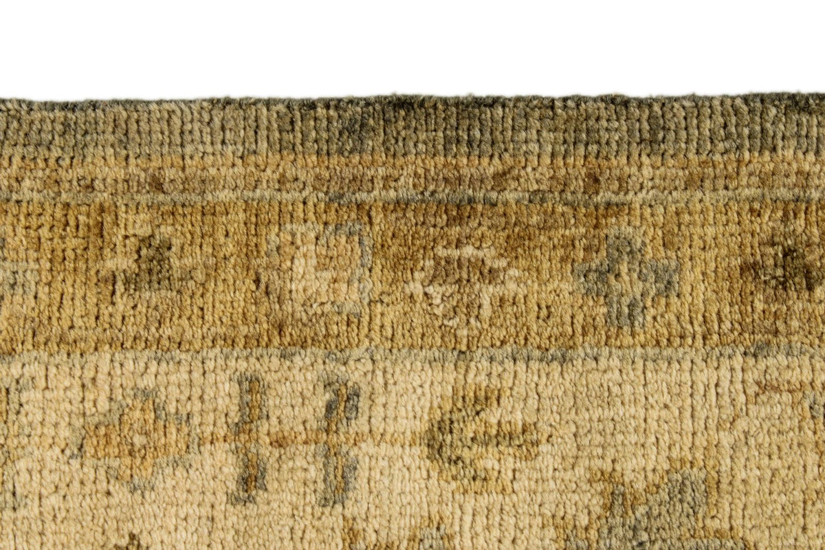 8x10 Gray and Ivory Turkish Oushak Rug