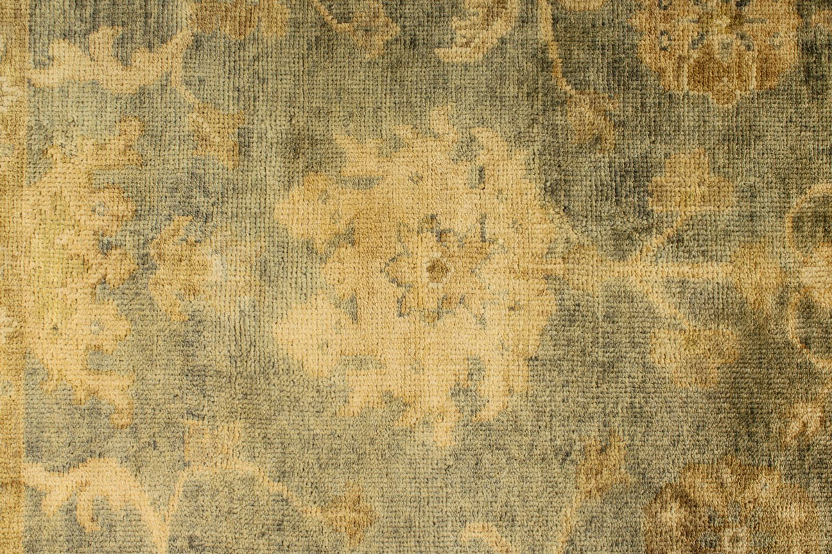 8x10 Gray and Ivory Turkish Oushak Rug