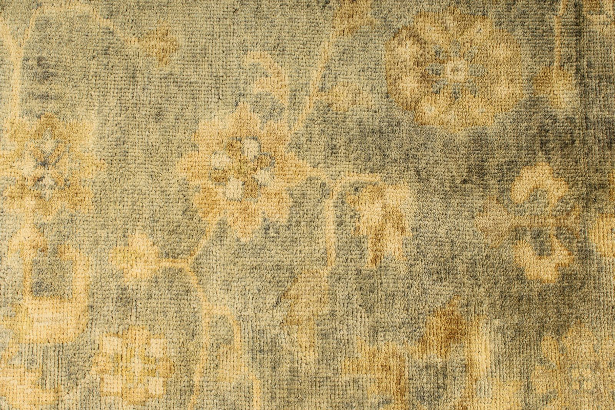 8x10 Gray and Ivory Turkish Oushak Rug