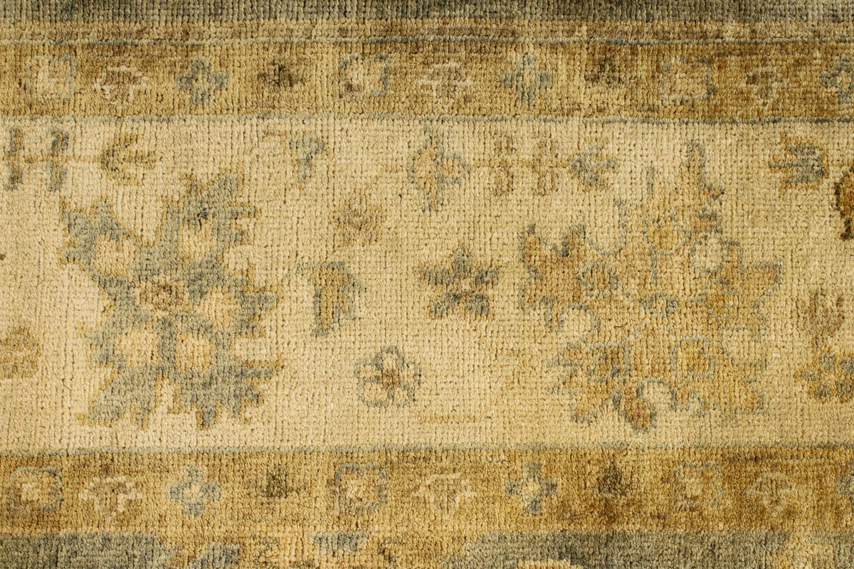 8x10 Gray and Ivory Turkish Oushak Rug