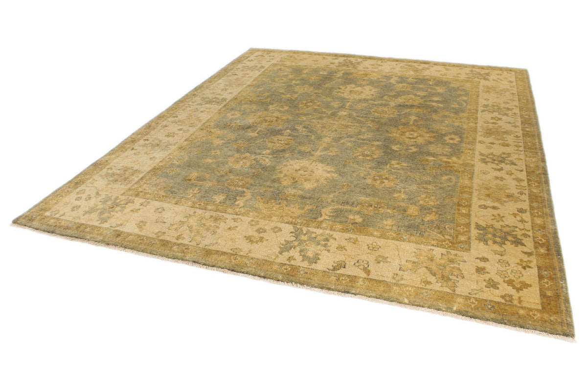 8x10 Gray and Ivory Turkish Oushak Rug