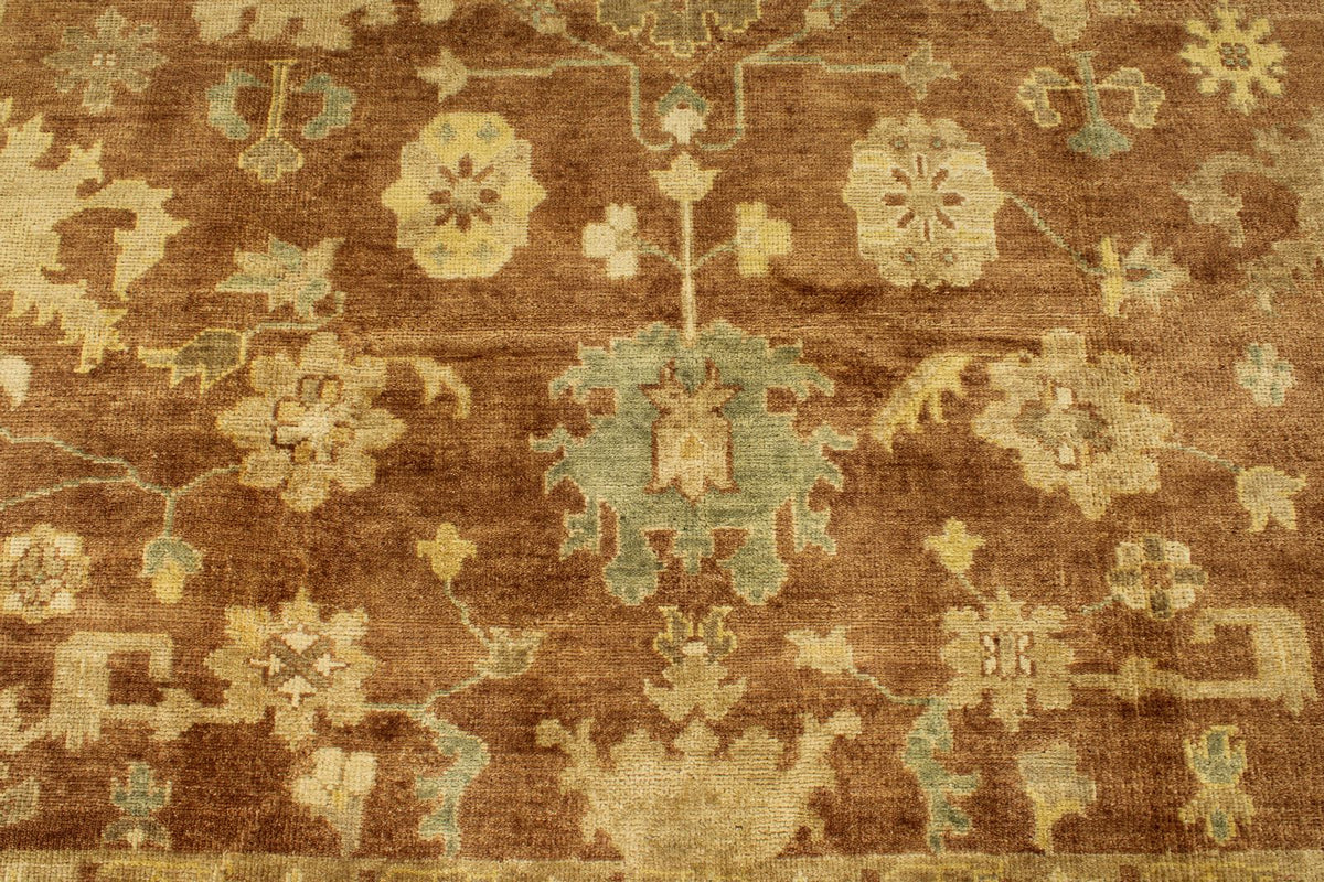 8x10 Brown and Ivory Turkish Oushak Rug