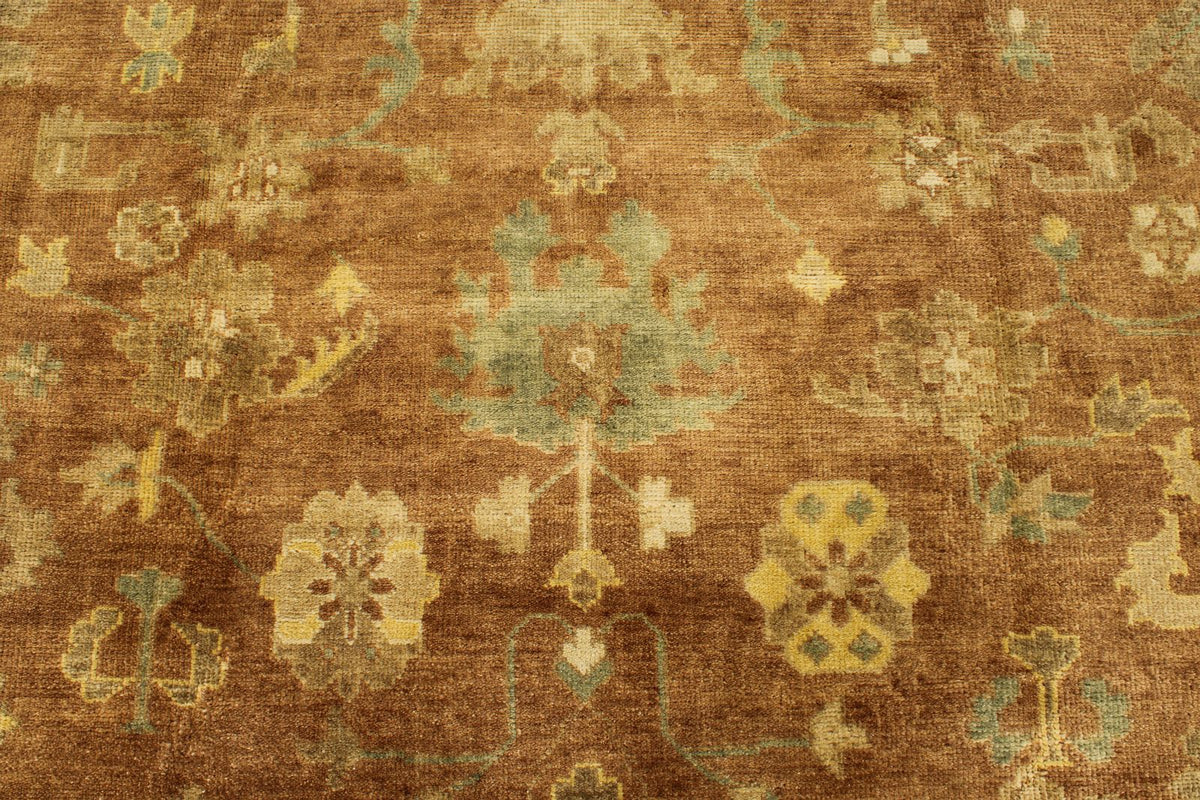 8x10 Brown and Ivory Turkish Oushak Rug