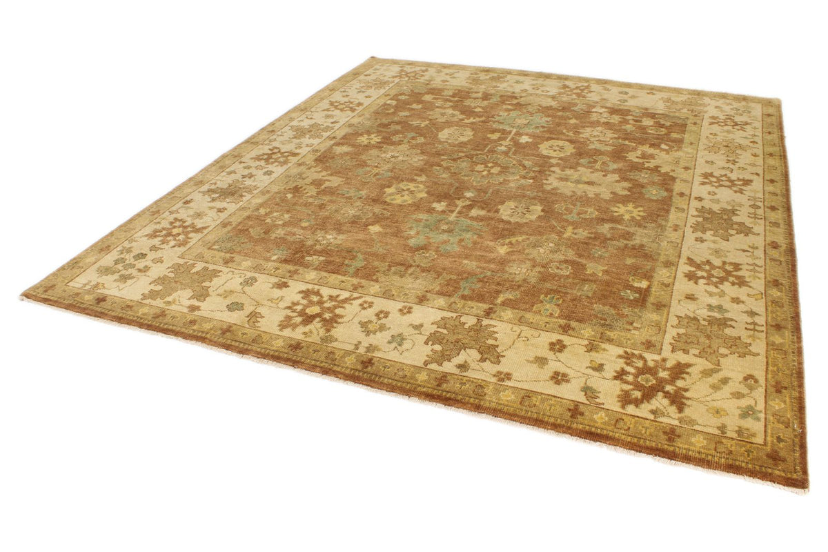 8x10 Brown and Ivory Turkish Oushak Rug