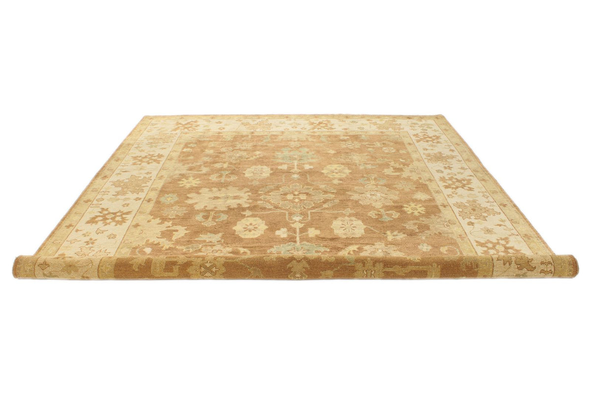 8x10 Brown and Ivory Turkish Oushak Rug