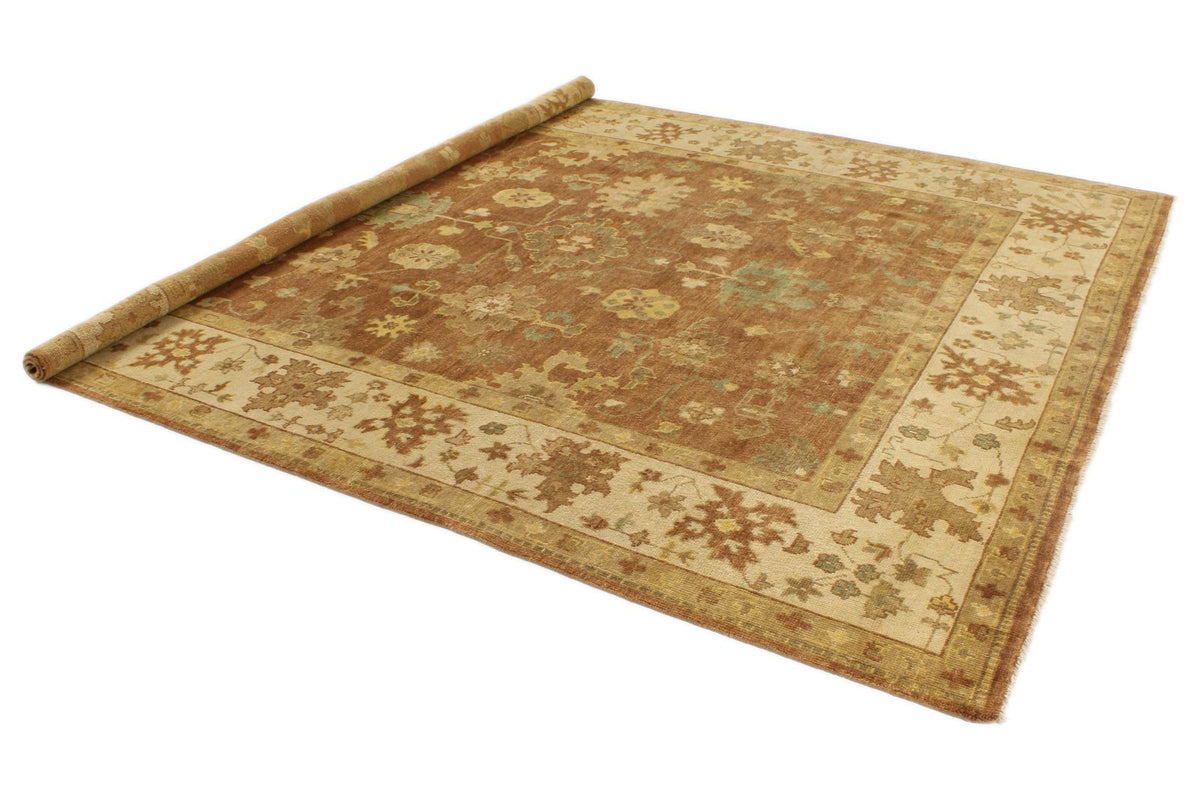 8x10 Brown and Ivory Turkish Oushak Rug