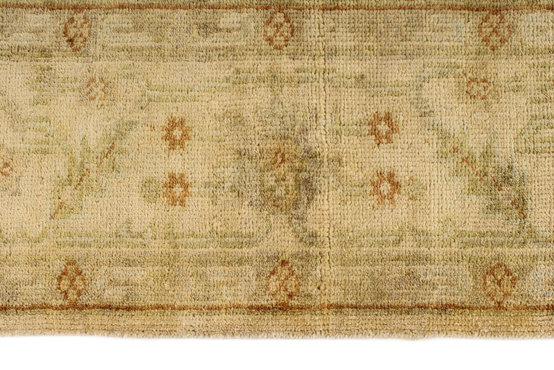 6x9 Ivory and Beige Turkish Oushak Rug