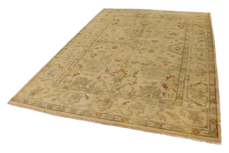 6x9 Ivory and Beige Turkish Oushak Rug