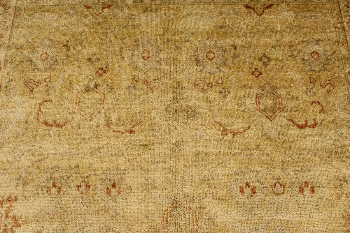 6x9 Beige and Ivory Turkish Oushak Rug