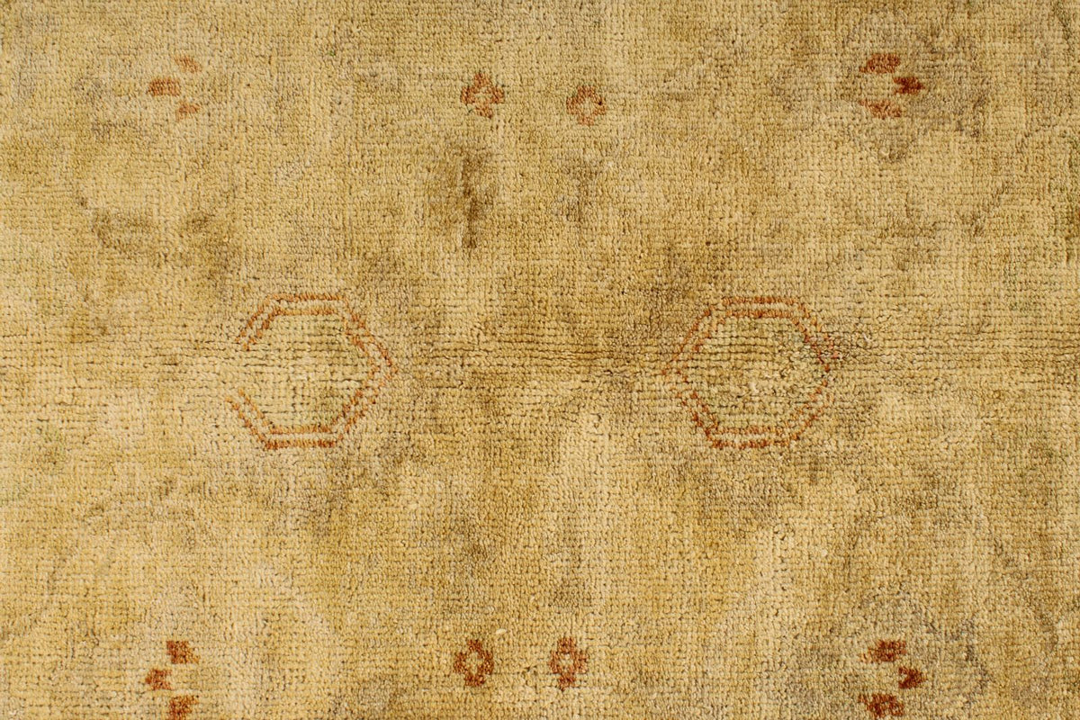 6x9 Beige and Ivory Turkish Oushak Rug