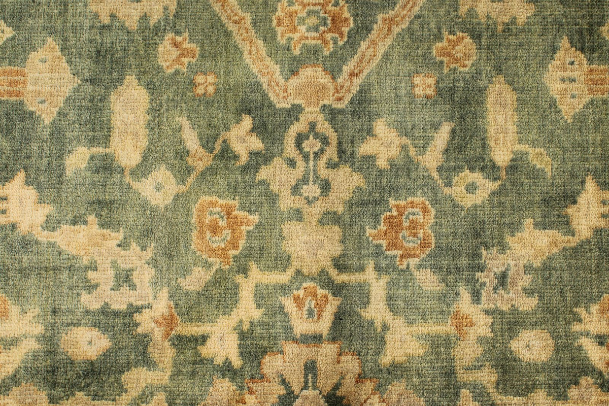 6x9 Ivory and Orange Turkish Oushak Rug