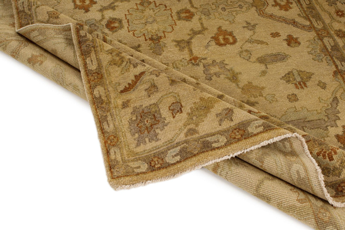 6x9 Ivory and Beige Turkish Oushak Rug