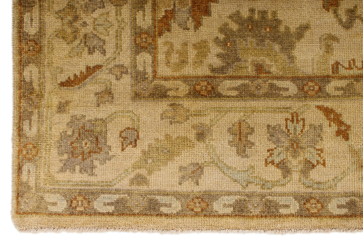 6x9 Ivory and Beige Turkish Oushak Rug