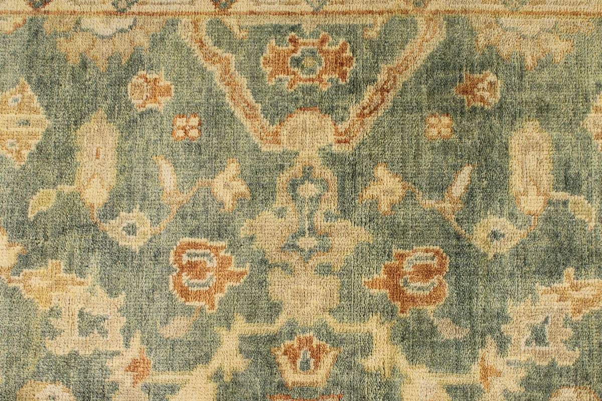 6x9 Green and Ivory Turkish Oushak Rug
