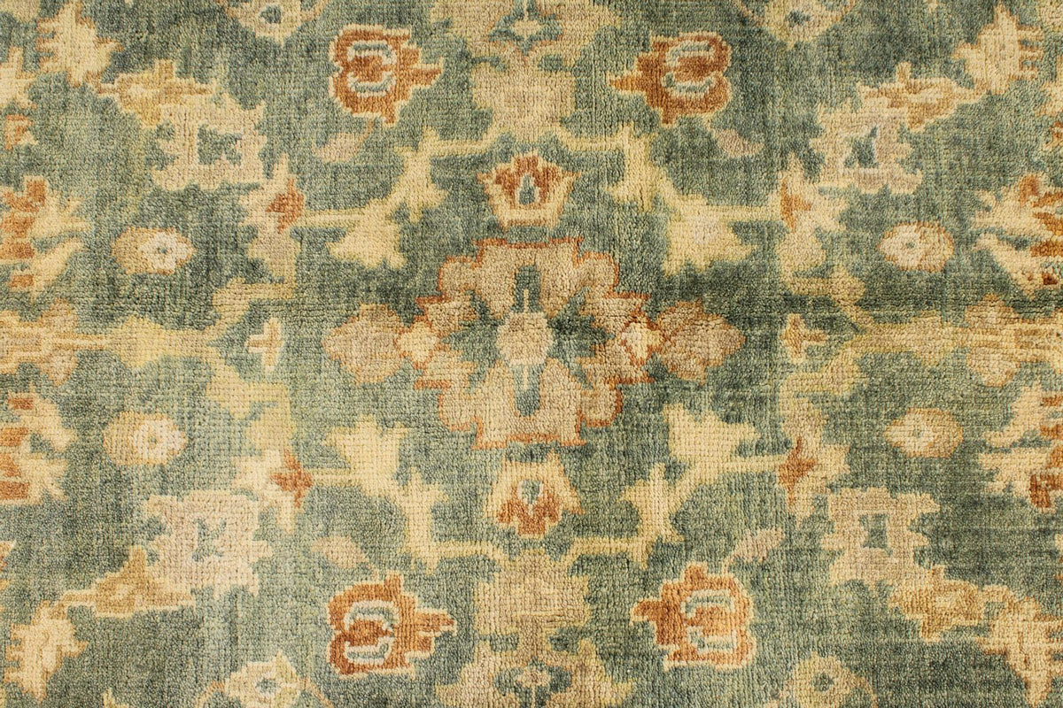 6x9 Green and Ivory Turkish Oushak Rug