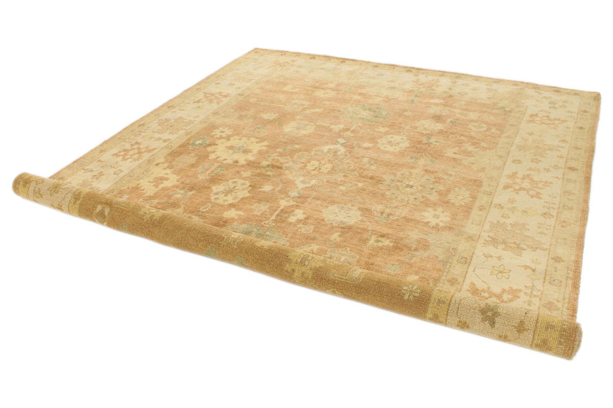 8x10 Brown and Ivory Turkish Oushak Rug