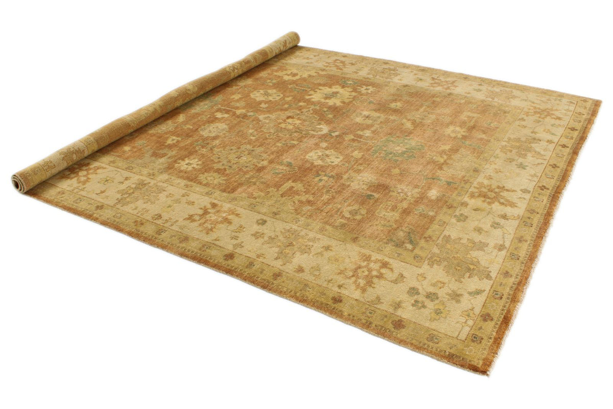 8x10 Brown and Ivory Turkish Oushak Rug