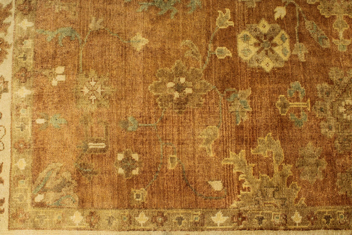 8x10 Brown and Ivory Turkish Oushak Rug