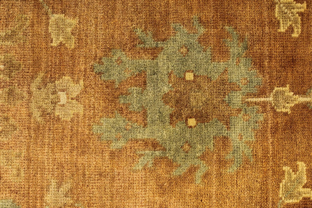 8x10 Brown and Ivory Turkish Oushak Rug