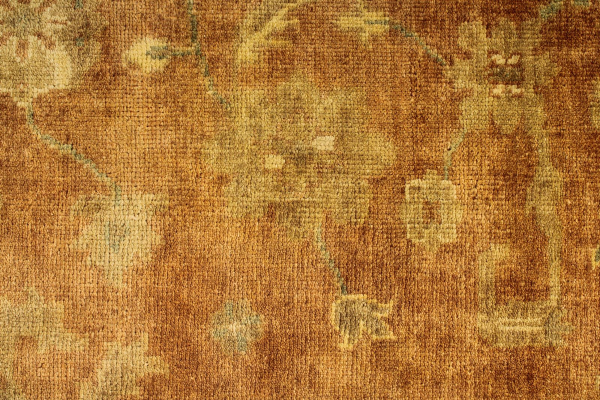 8x10 Brown and Ivory Turkish Oushak Rug