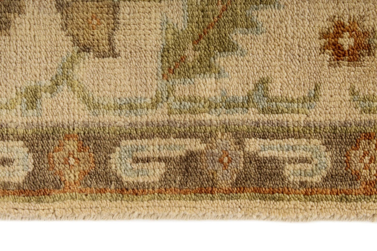 6x9 Ivory and Beige Turkish Oushak Rug