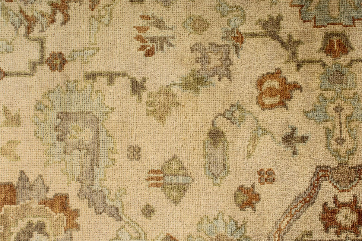 6x9 Ivory and Beige Turkish Oushak Rug