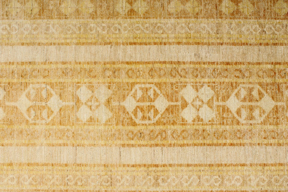 8x10 Light Brown and Beige Modern Contemporary Rug