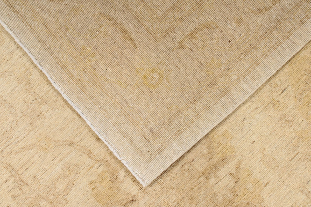 6x10 Ivory and Beige Modern Contemporary Rug