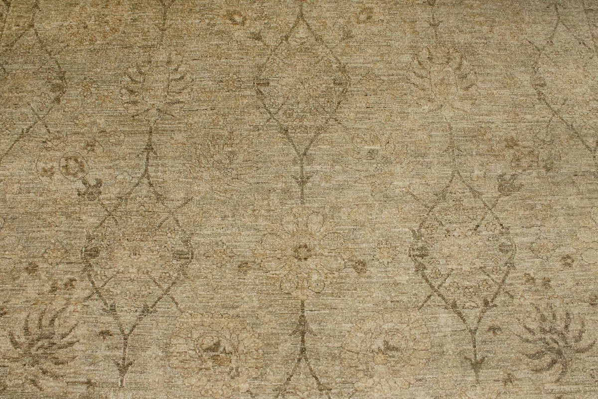 8x10 Brown and Ivory Turkish Oushak Rug