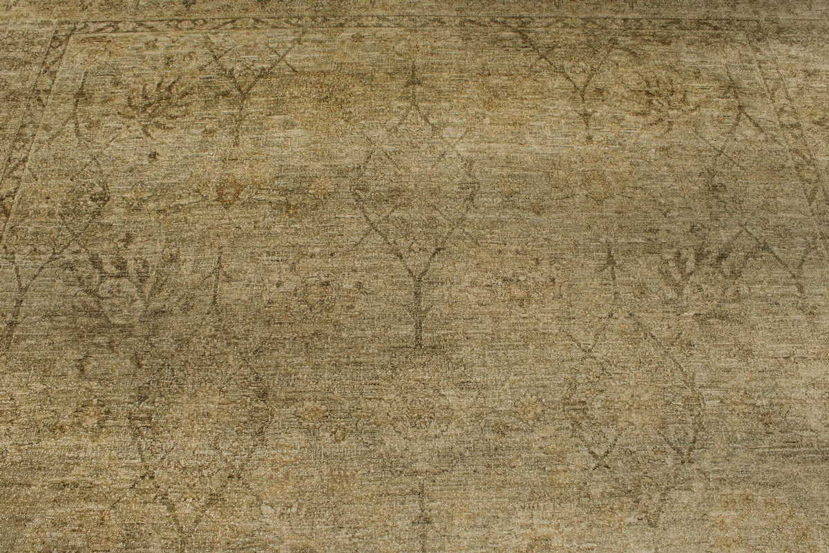 8x10 Brown and Ivory Turkish Oushak Rug