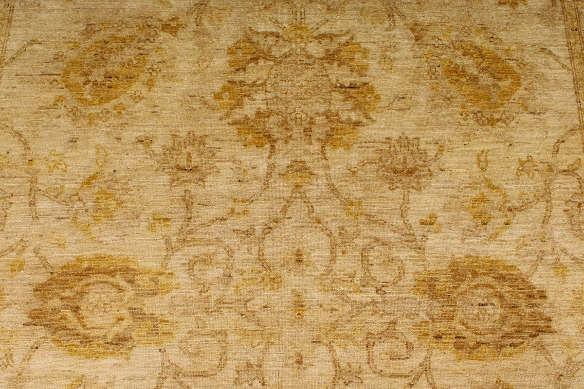 6x9 Ivory and Gold Turkish Oushak Rug