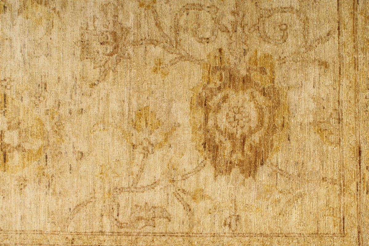 6x9 Ivory and Gold Turkish Oushak Rug