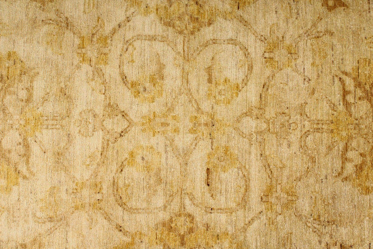 6x9 Ivory and Gold Turkish Oushak Rug