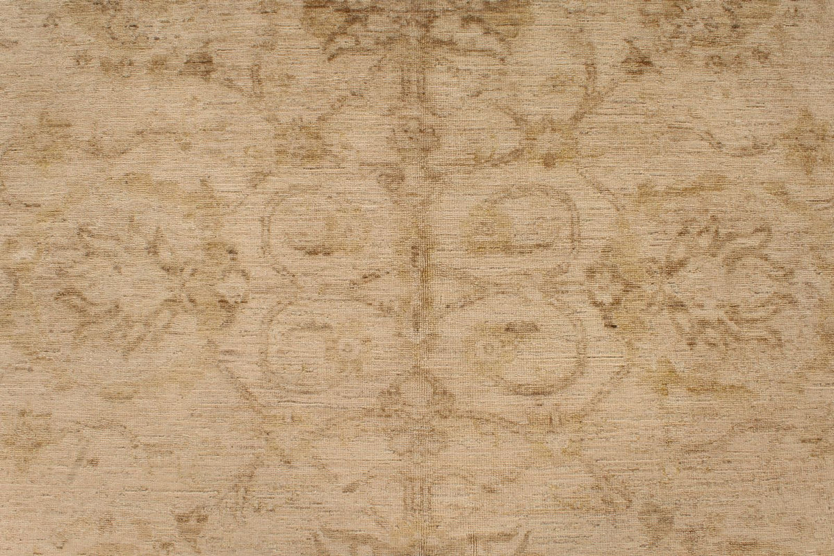 6x10 Ivory and Gold Turkish Oushak Rug