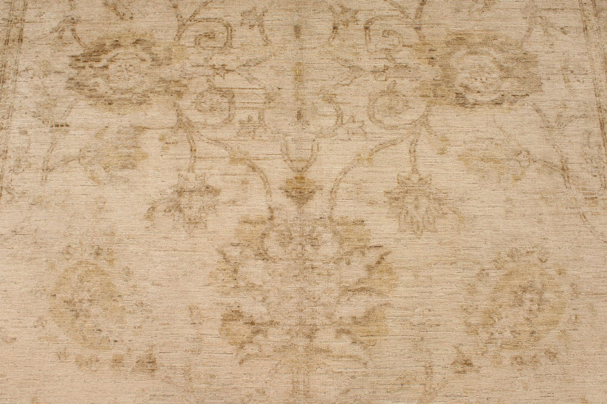 6x10 Ivory and Gold Turkish Oushak Rug