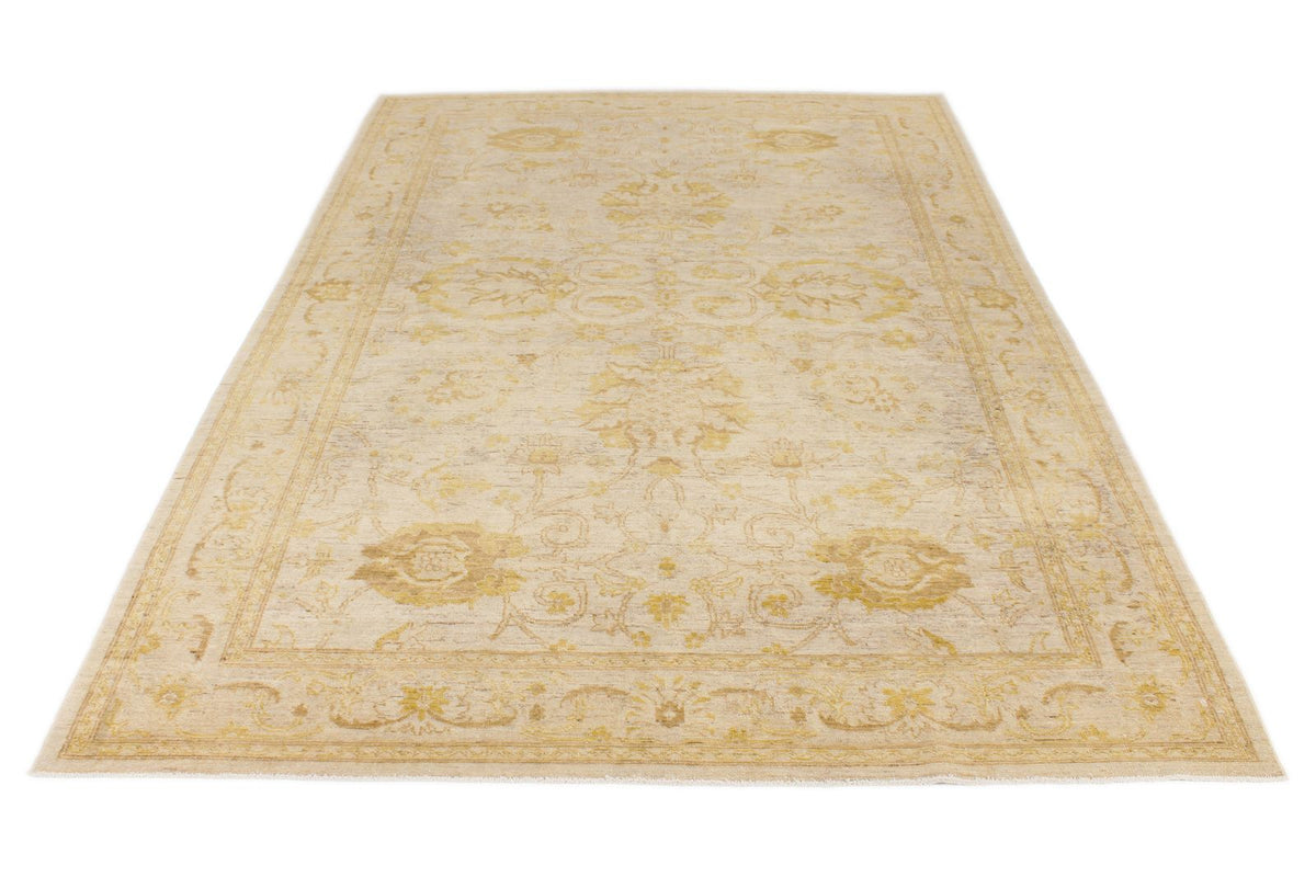 6x9 Ivory and Gold Turkish Oushak Rug