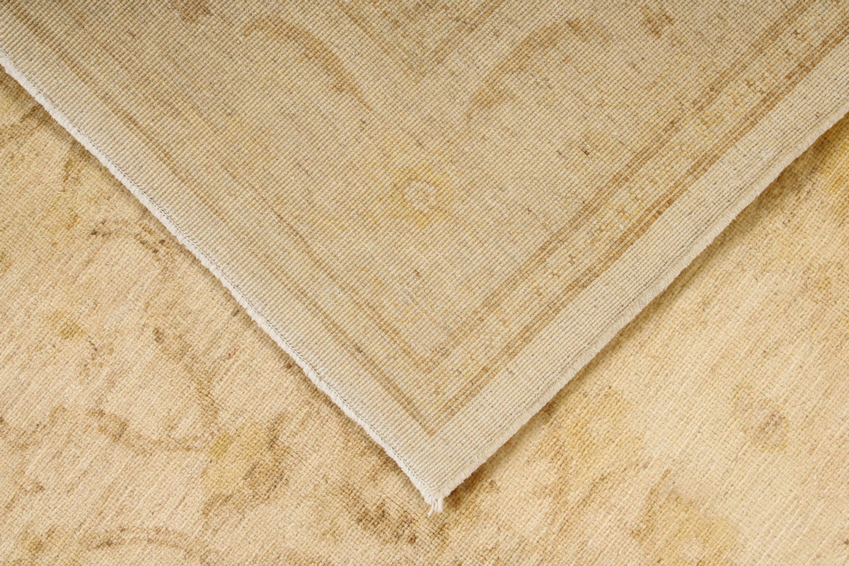 6x8 Ivory and Gold Turkish Oushak Rug