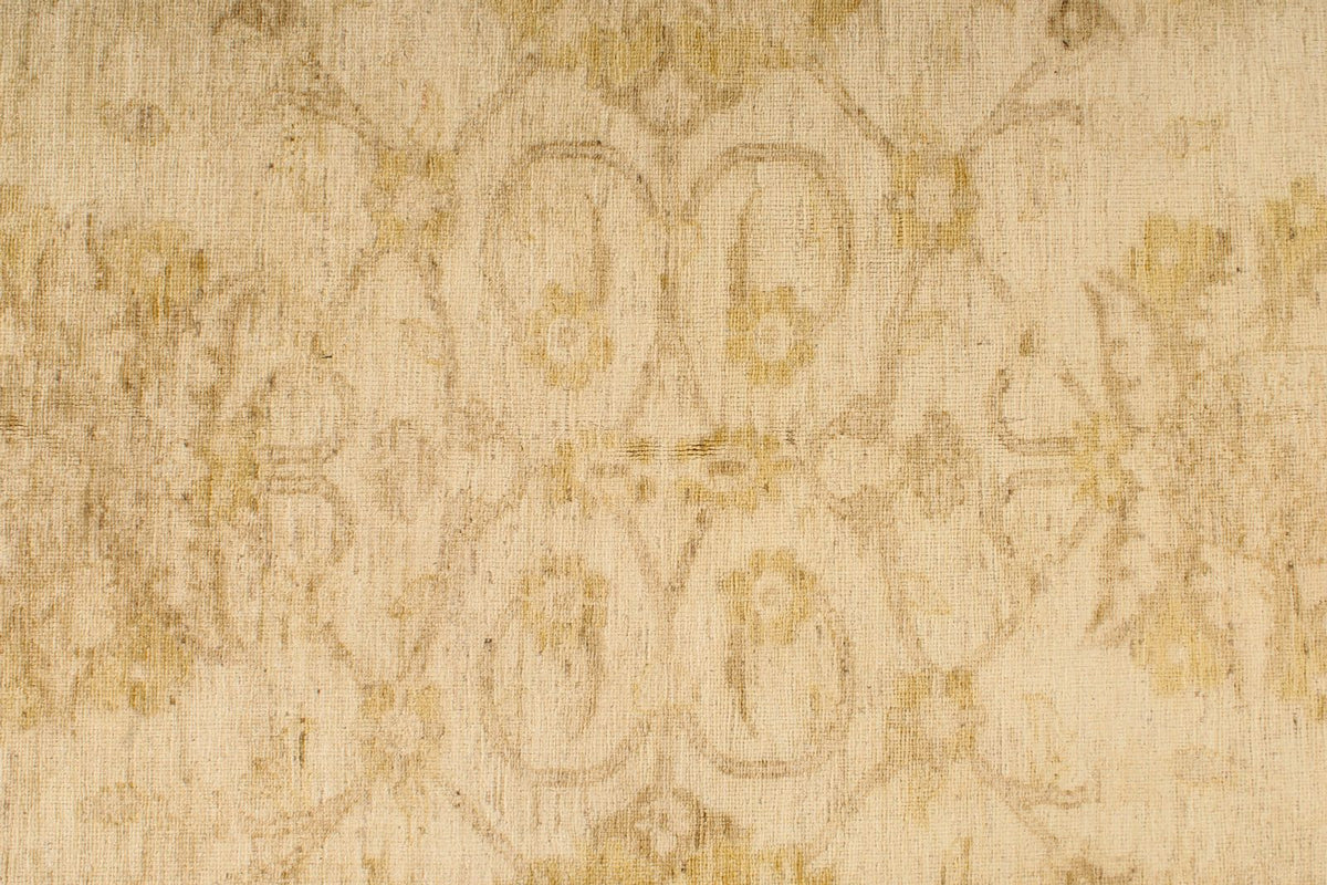 6x8 Ivory and Gold Turkish Oushak Rug