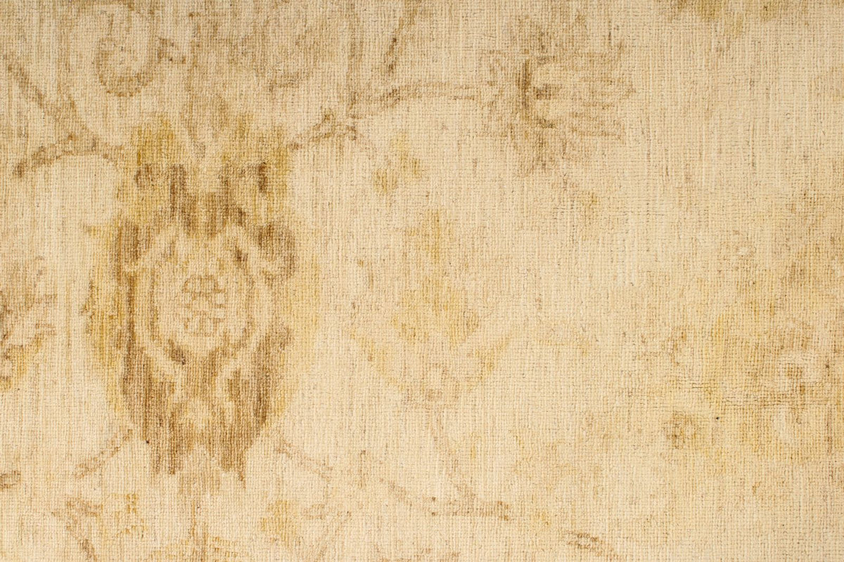 6x8 Ivory and Gold Turkish Oushak Rug