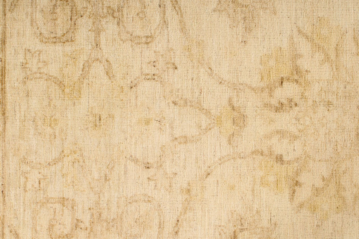 6x8 Ivory and Gold Turkish Oushak Rug